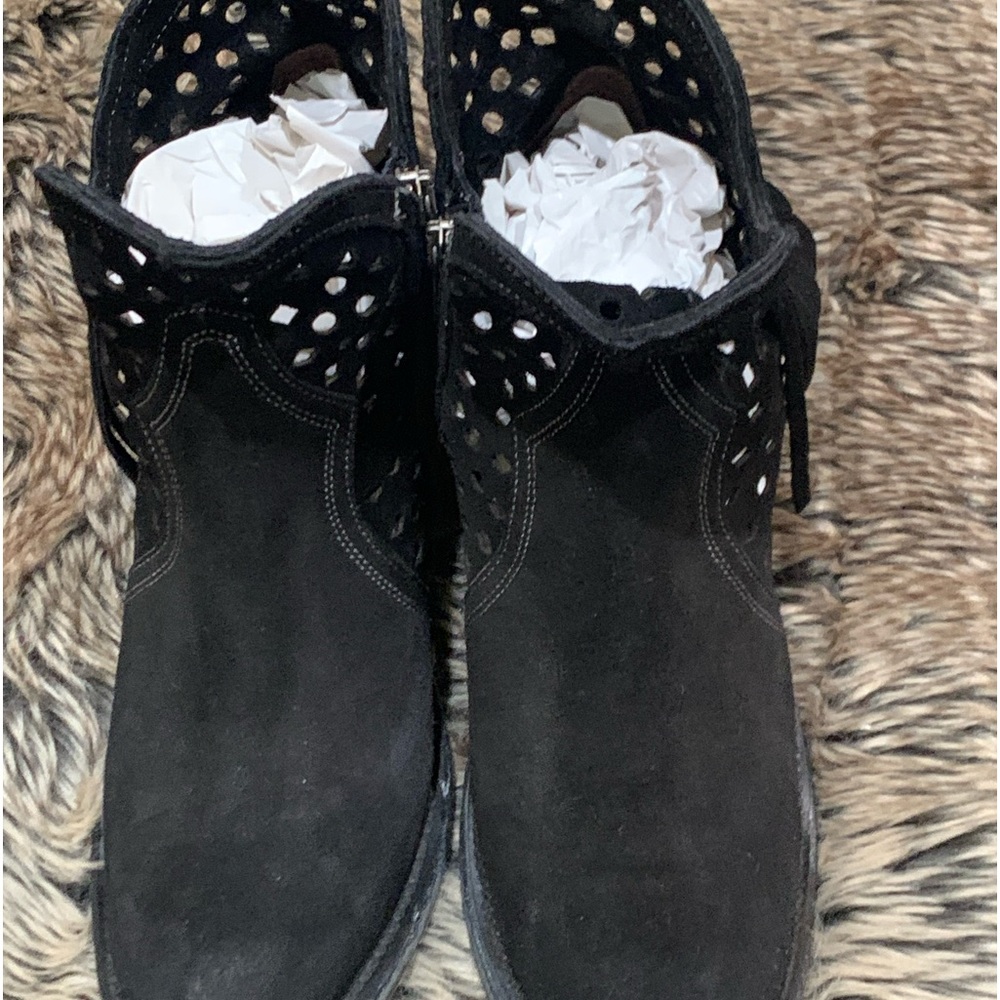 Shyanne Nicki Perforated Black Suede Western bootie 8.5